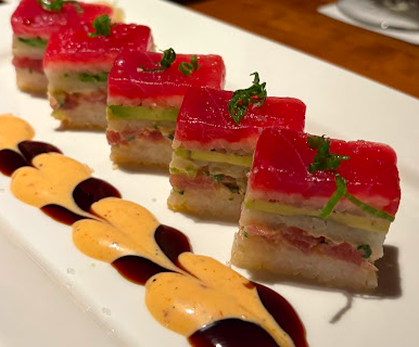 Hillstone signature dishes Hillstone Cheeseburger
Grilled Artichoke
‘OSAKA STYLE’ PRESSED SUSHI